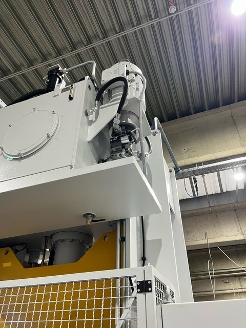 G+K HVZ 80/S hydraulisk dubbelkolonnpress PR2497, begagnad G+K HVZ 80/S hydraulisk dubbelkolonnpress PR2497, begagnad