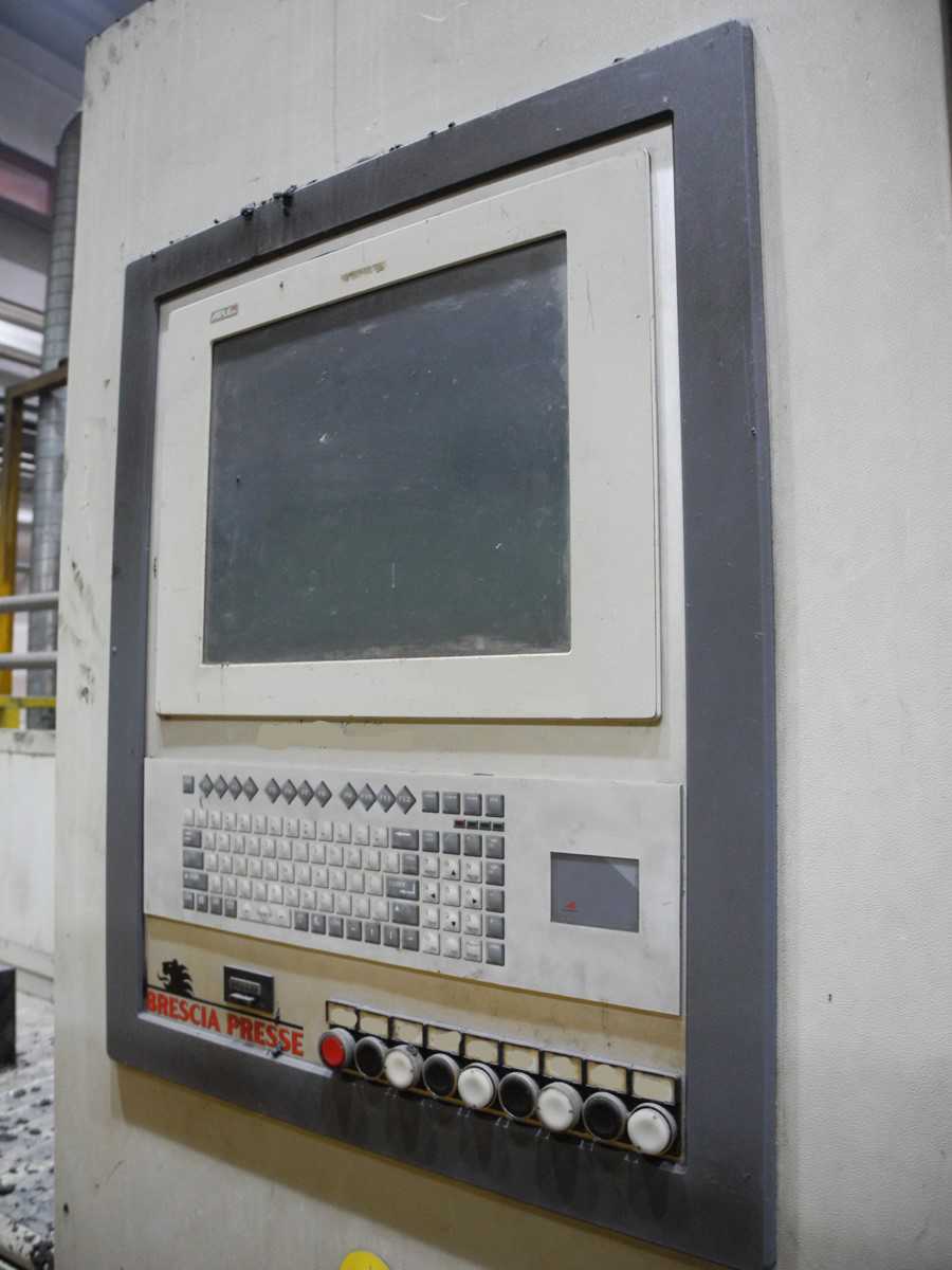 KK1381_IDRA_OL_900_PRP_bild-6 IDRA OL 900 PRP pressgjutningsmaskin med kall kammare, begagnad KK1381