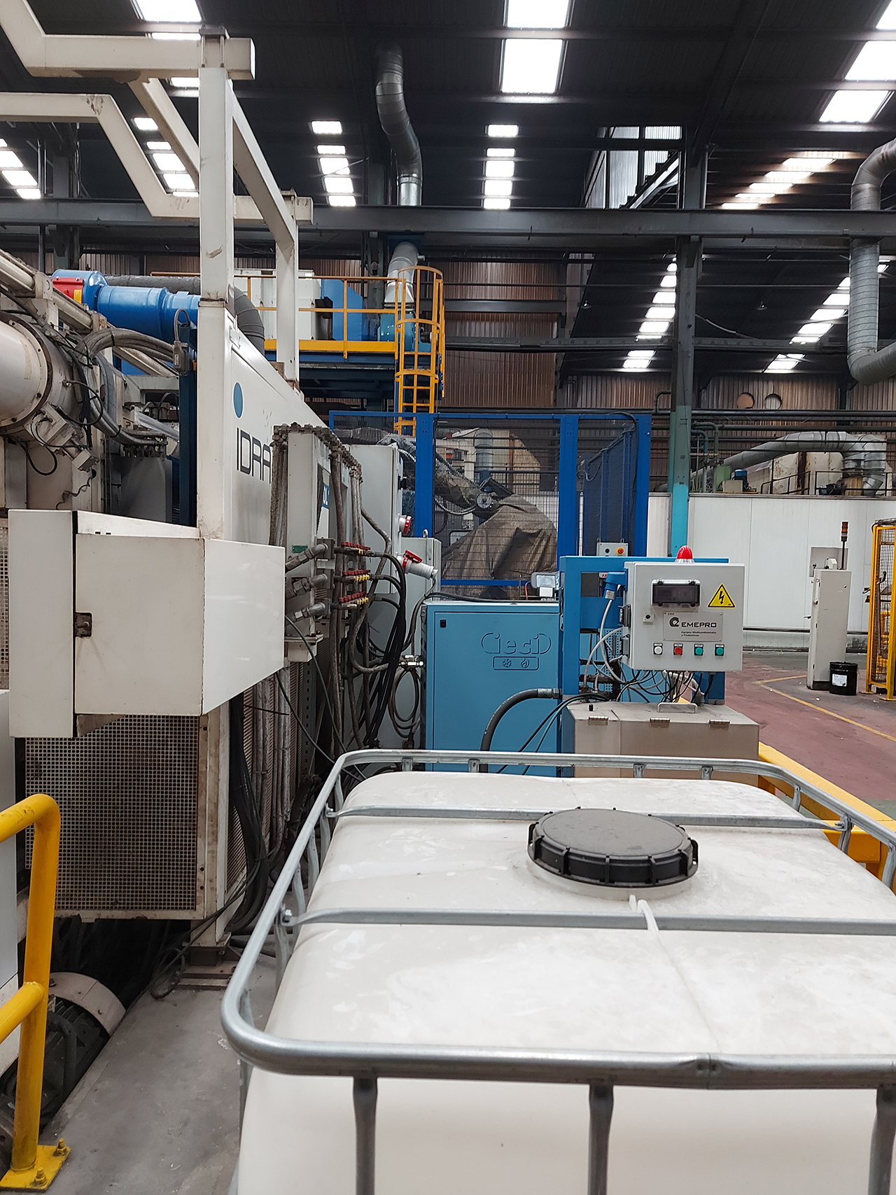 Idra-OL-1900-S-cold-chamber-die-casting-machine-KK1587-p9 Idra OL 1900 S pressgjutningsmaskin med kall kammare KK1587, begagnad