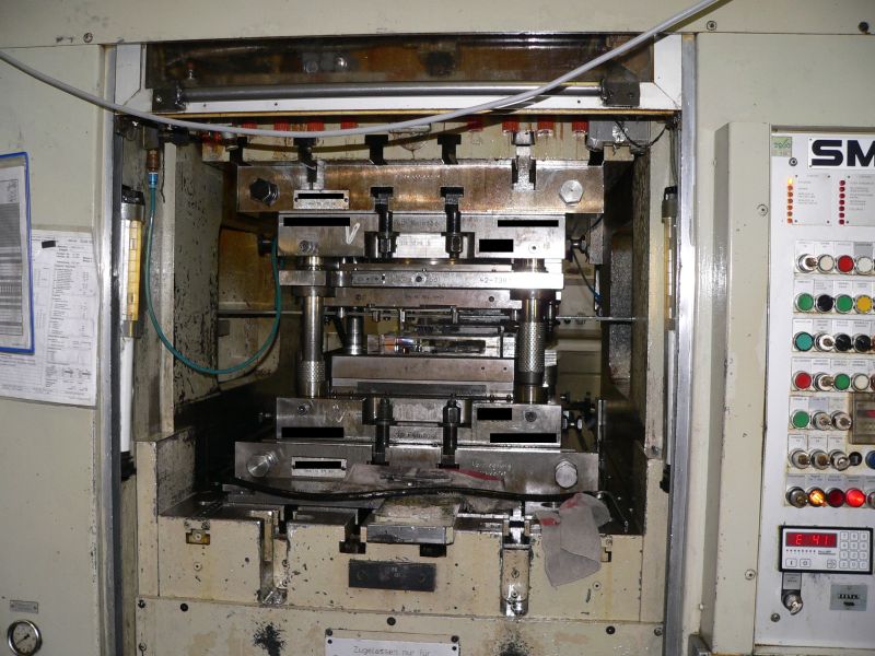 Feintool finstanspress HFA 6300 CNC IA2561, begagnad Feintool finstanspress HFA 6300 CNC IA2561, begagnad