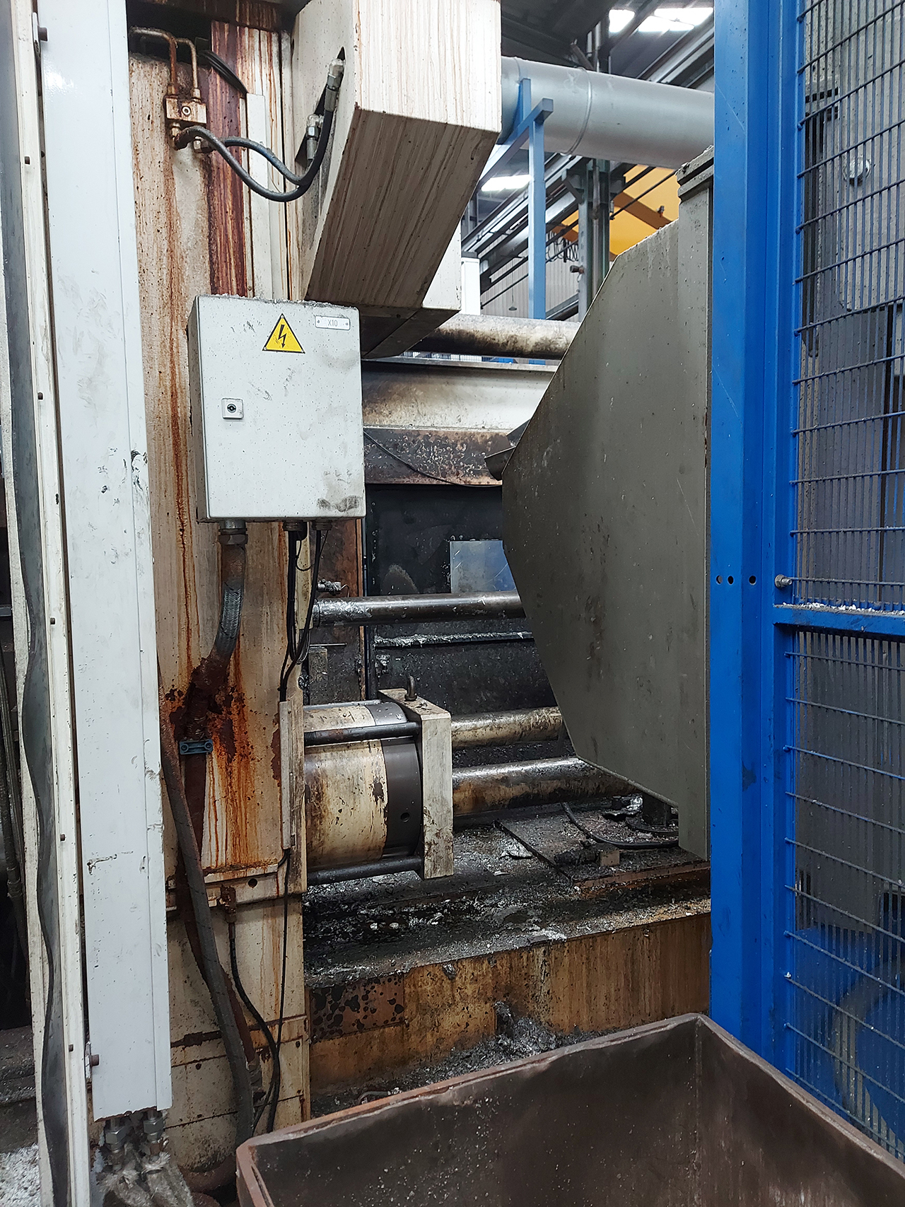 Idra-OL-1900-S-cold-chamber-die-casting-machine-KK1587-p5 Idra OL 1900 S pressgjutningsmaskin med kall kammare KK1587, begagnad