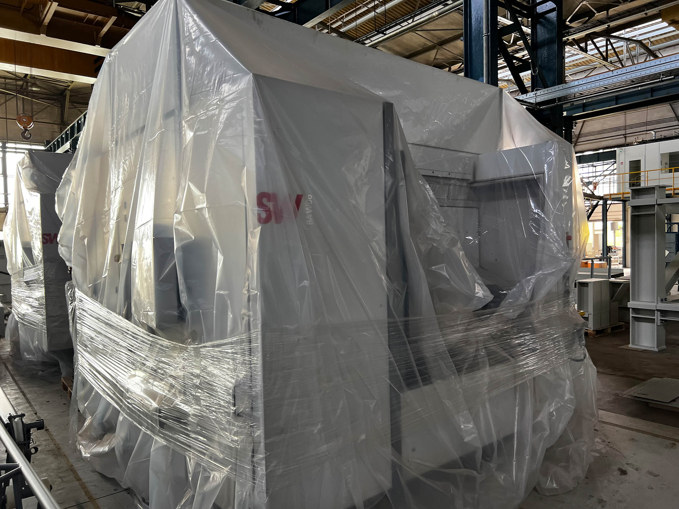 SW BA W06-22 5-axligt bearbetningscenter med dubbla spindlar BA2408, begagnat