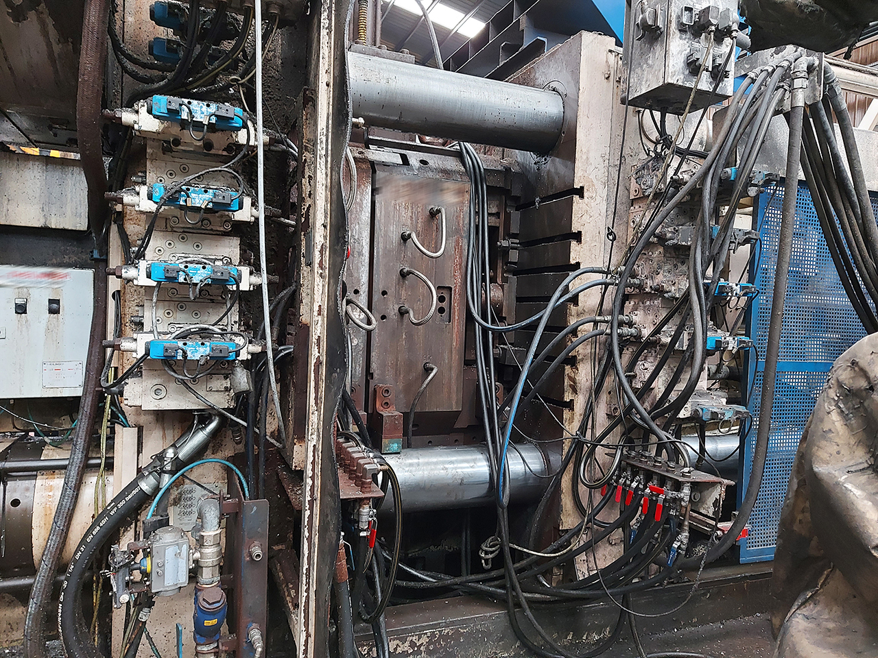 Idra-OL-1900-S-cold-chamber-die-casting-machine-KK1587-p2 Idra OL 1900 S pressgjutningsmaskin med kall kammare KK1587, begagnad